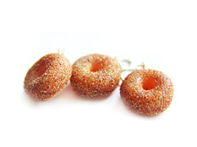 Load image into Gallery viewer, Apple Cider Donut Charm - Sucre Sucre Miniatures