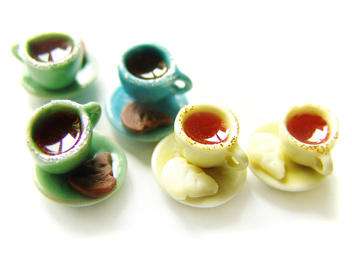 Wizardr-tea Charm Collection, No.003 Sorting Ceremony Cuppa Tea - Sucre Sucre Miniatures