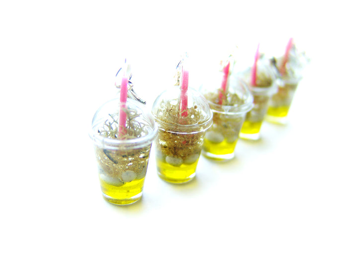 Wizardr-tea Charm Collection, No.007 Gillyweed Iced Tea - Sucre Sucre Miniatures