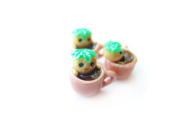 Wizardr-tea Charm Collection, No.008 Mandrake Hot Tub Hot Cocoa Charm - Sucre Sucre Miniatures