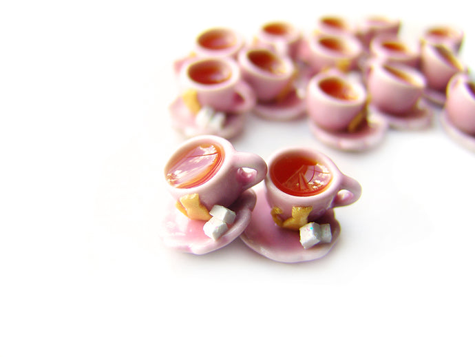 Wizardr-tea Charm Collection, No.010 Umbridge's Kit-Tea Cup Charm - Sucre Sucre Miniatures