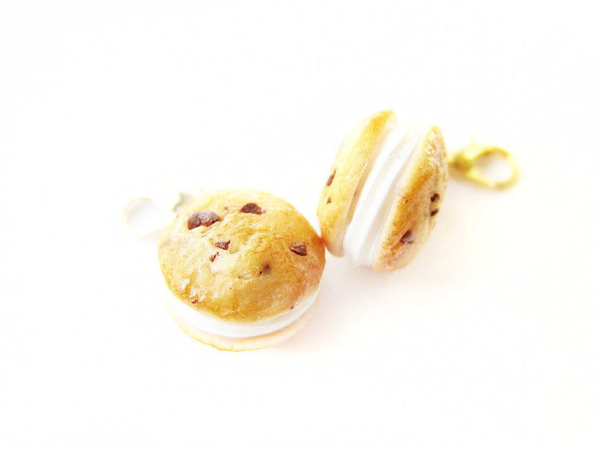 Chocolate Chip Cookie Ice Cream Sandwich Charm - Sucre Sucre Miniatures