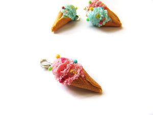 Pink Bubblegum Ice Cream Charm - Sucre Sucre Miniatures