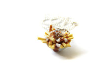 Load image into Gallery viewer, Poutine Bowl Necklace - Sucre Sucre Miniatures