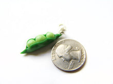 Load image into Gallery viewer, Pea + Carrot Charm Set - Sucre Sucre Miniatures